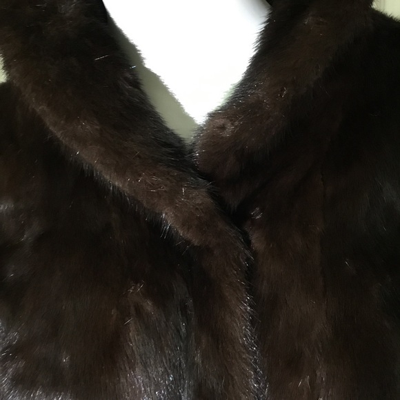 Mink jacket/cape - Picture 9 of 16